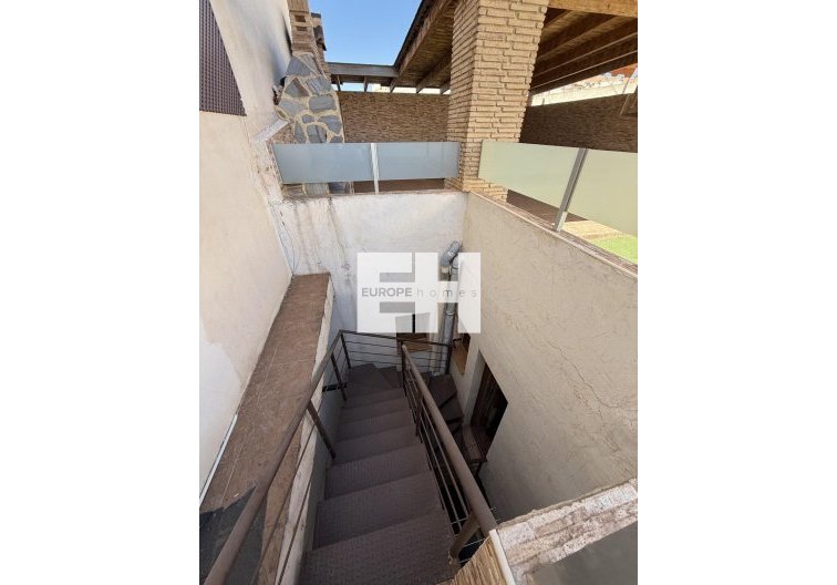 Resale - town house - Torrevieja