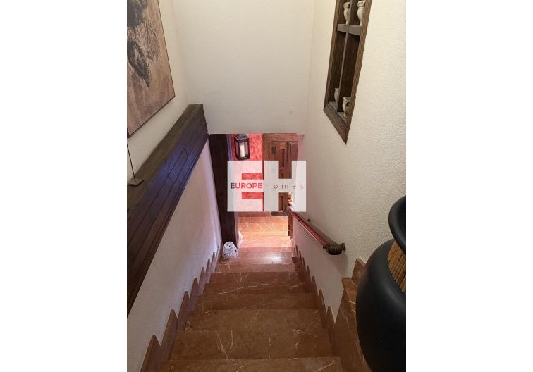 Resale - town house - Torrevieja
