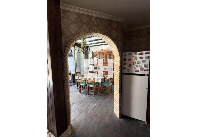 Resale - town house - Torrevieja