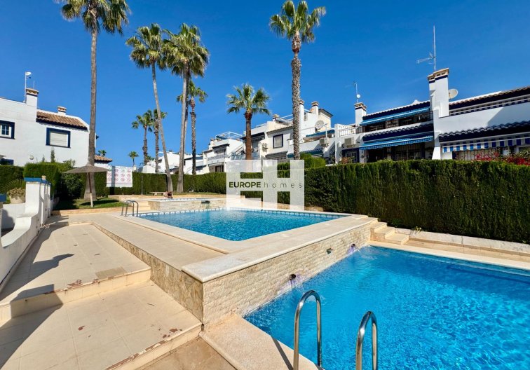 Segunda mano - Bungalow - Orihuela Costa - Villamartín-las Filipinas