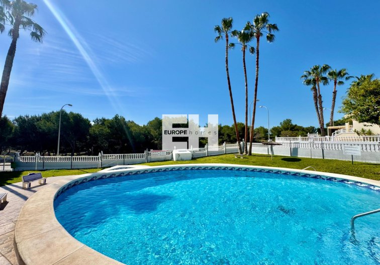 Segunda mano - Bungalow - Orihuela Costa - Villamartín-las Filipinas