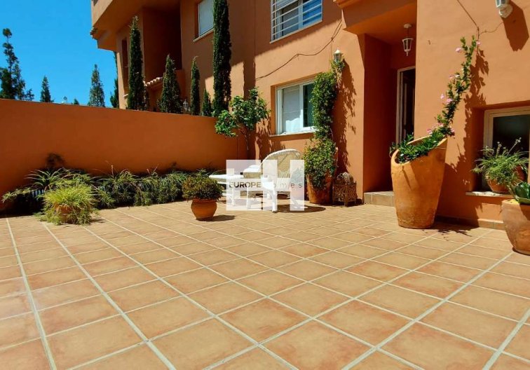 Resale - villa - Calpe - Costa Blanca