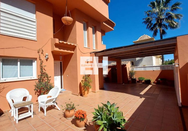 Resale - villa - Calpe - Costa Blanca