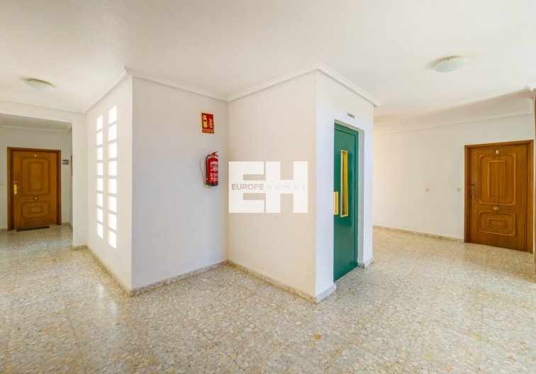 Wiederverkauf - Wohnung - Torrevieja - Playa del Cura