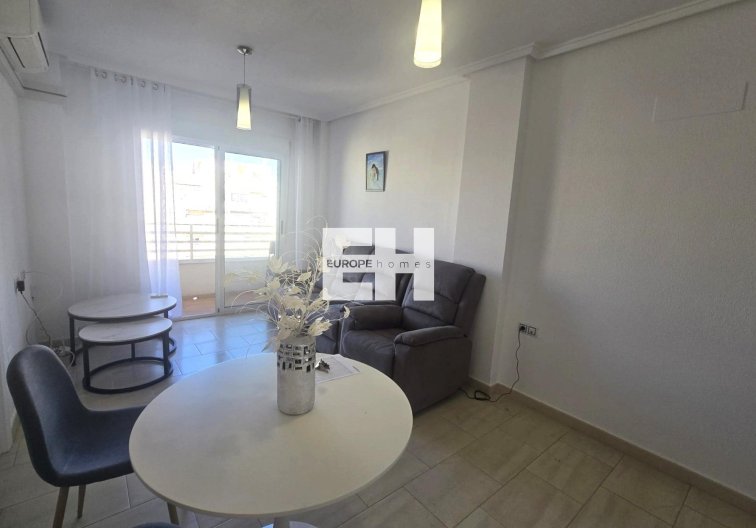 Wiederverkauf - Wohnung - Torrevieja - Centro