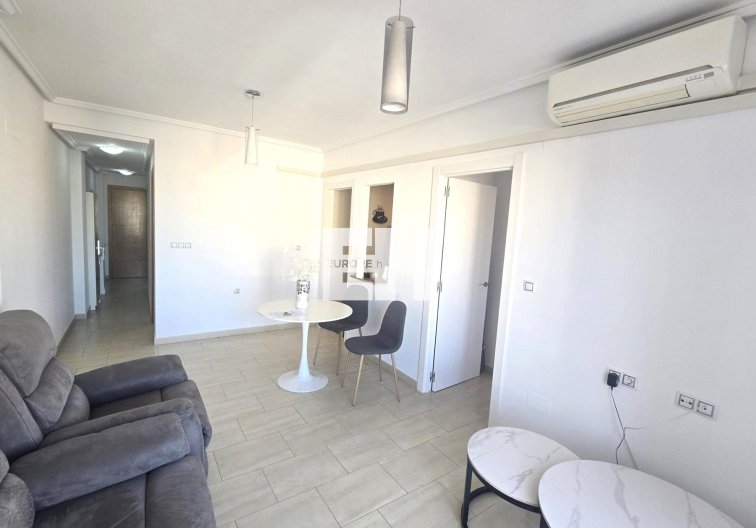 Wiederverkauf - Wohnung - Torrevieja - Centro