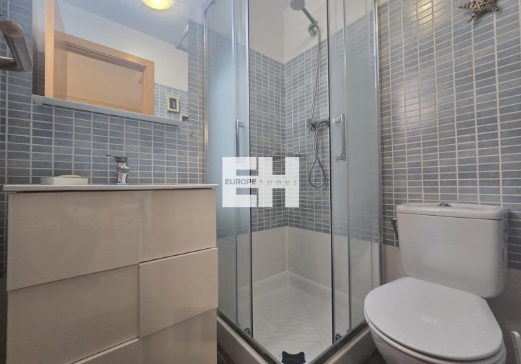 Wiederverkauf - Wohnung - Torrevieja - Centro