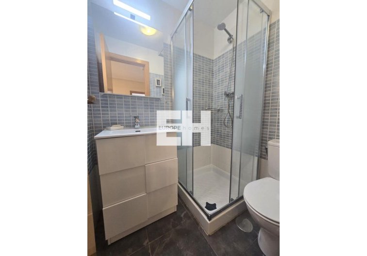 Wiederverkauf - Wohnung - Torrevieja - Centro
