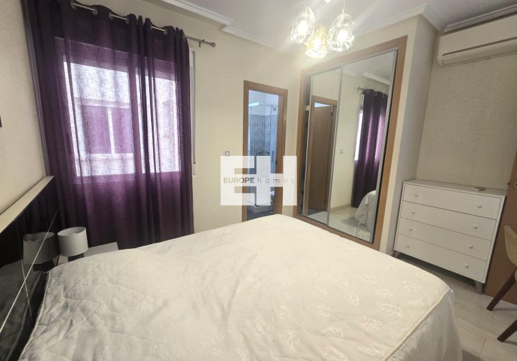 Wiederverkauf - Wohnung - Torrevieja - Centro