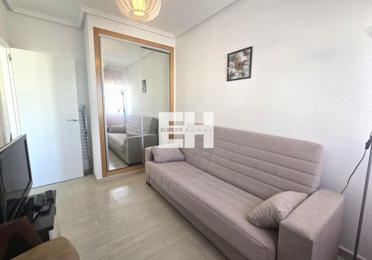 Wiederverkauf - Wohnung - Torrevieja - Centro