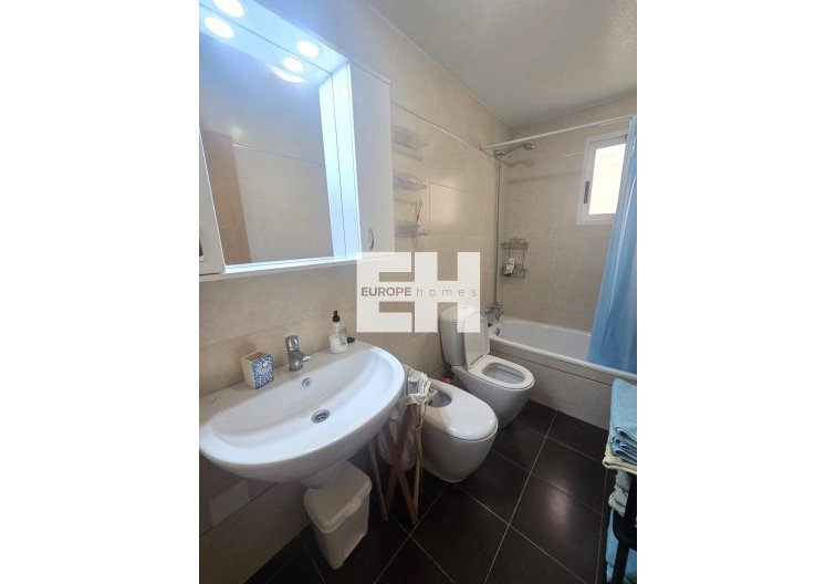Wiederverkauf - Wohnung - Torrevieja - Centro