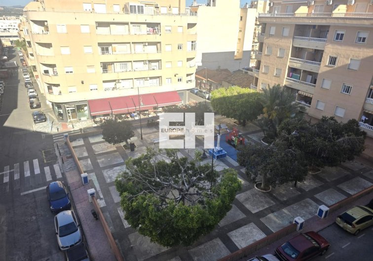 Wiederverkauf - Wohnung - Torrevieja - Centro