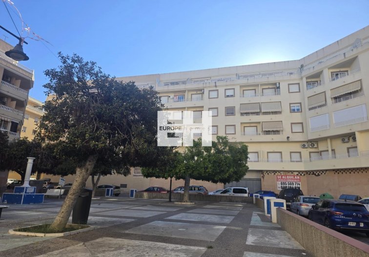 Wiederverkauf - Wohnung - Torrevieja - Centro