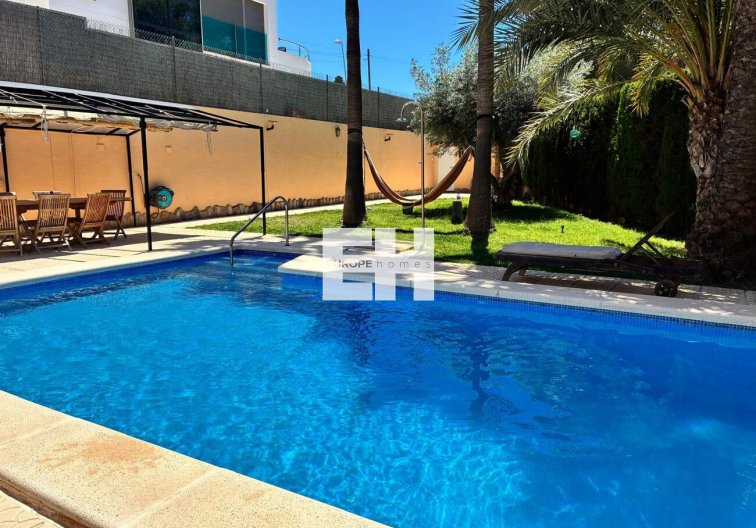 Herverkoop - villa - Los Balcones - Costa Blanca