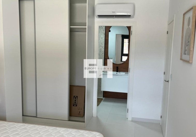 Resale - Apartment - Orihuela Costa - Costa Blanca