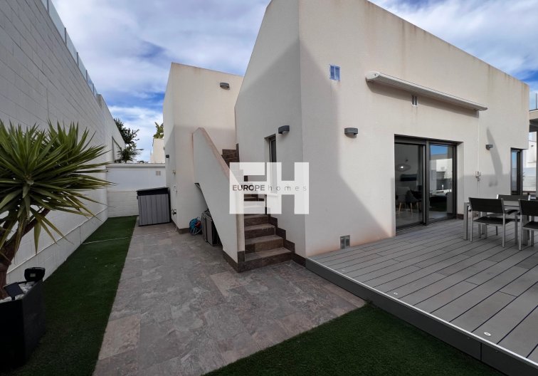 Segunda mano - villa - Orihuela Costa - Costa Blanca