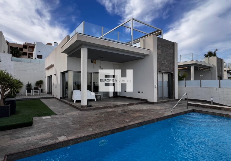 Segunda mano - villa - Orihuela Costa - Costa Blanca