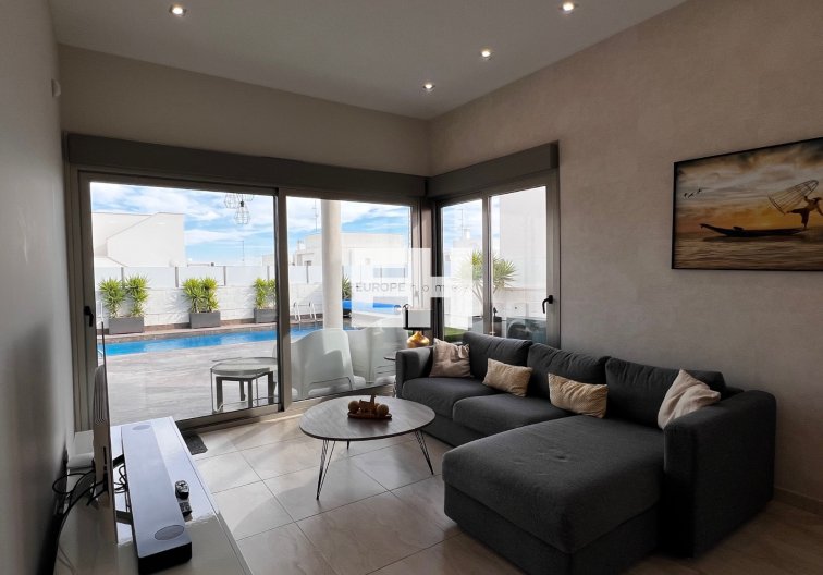 Segunda mano - villa - Orihuela Costa - Costa Blanca
