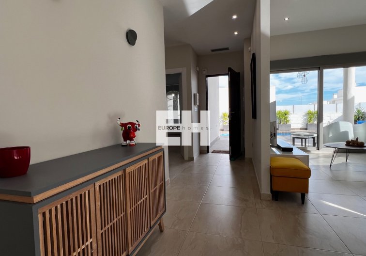 Segunda mano - villa - Orihuela Costa - Costa Blanca