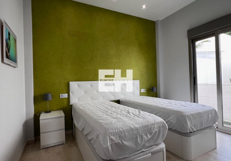 Segunda mano - villa - Orihuela Costa - Costa Blanca