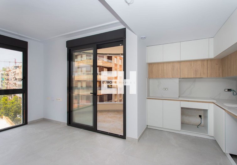 Resale - Apartment - Torrevieja - Costa Blanca