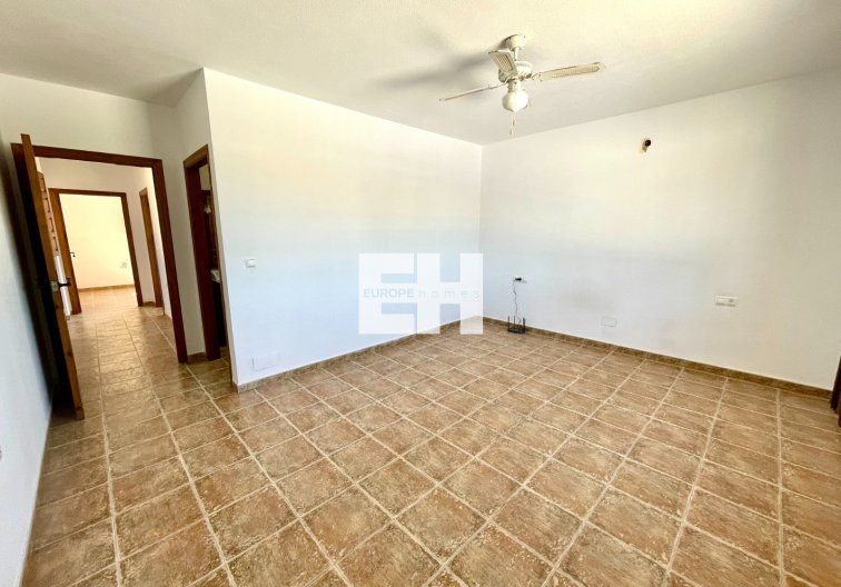 Resale - villa - Catral - Costa Blanca