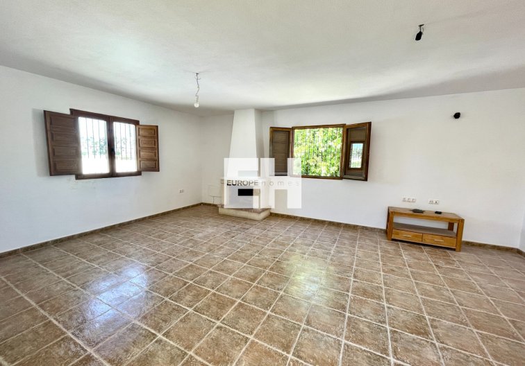 Resale - villa - Catral - Costa Blanca
