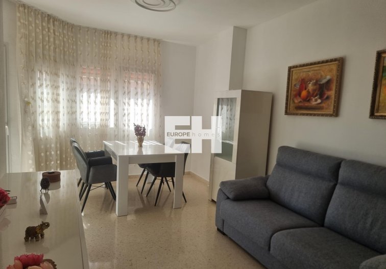 Segunda mano - Apartamento  - Torrevieja - Playa de los Locos