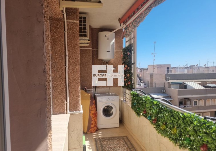 Segunda mano - Apartamento  - Torrevieja - Playa de los Locos