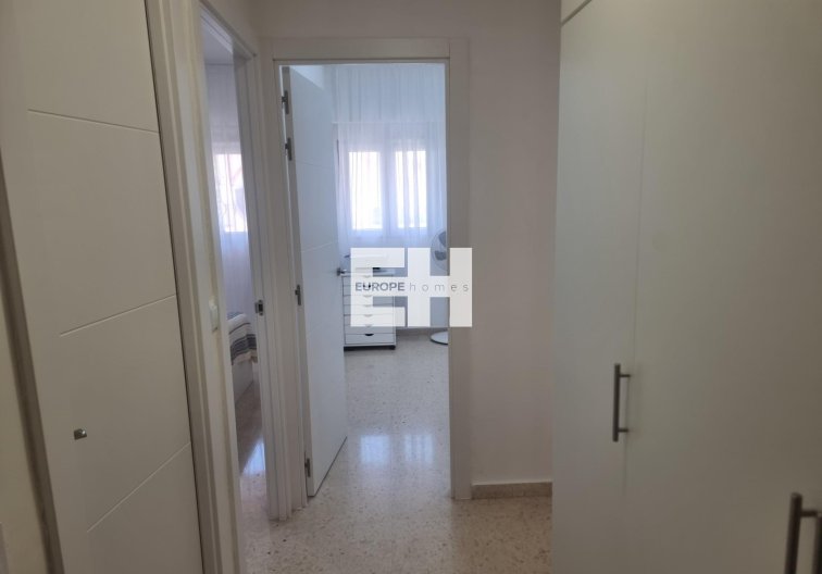 Segunda mano - Apartamento  - Torrevieja - Playa de los Locos