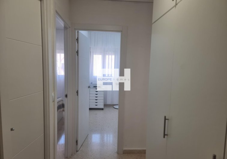 Segunda mano - Apartamento  - Torrevieja - Playa de los Locos