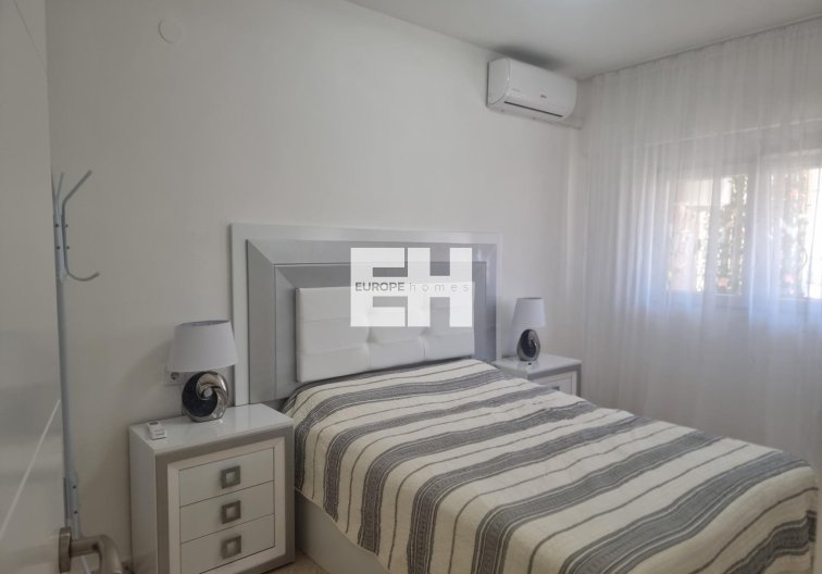 Segunda mano - Apartamento  - Torrevieja - Playa de los Locos
