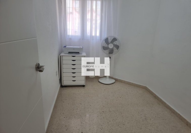 Segunda mano - Apartamento  - Torrevieja - Playa de los Locos