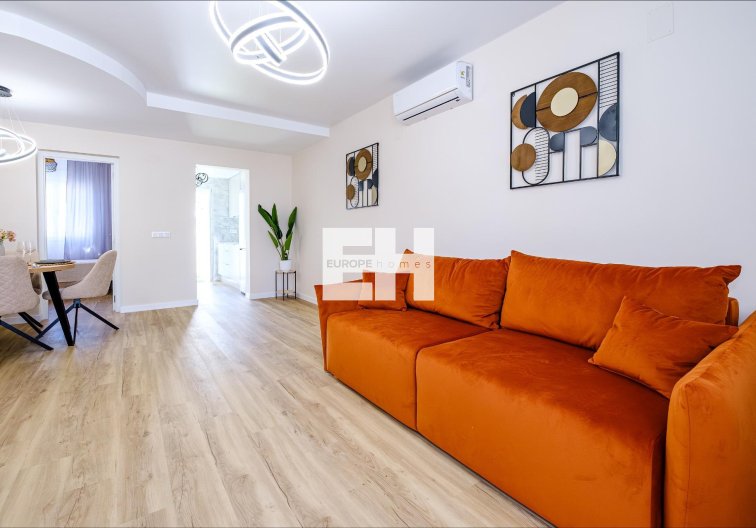 Herverkoop - town house - Orihuela Costa - Las Filipinas