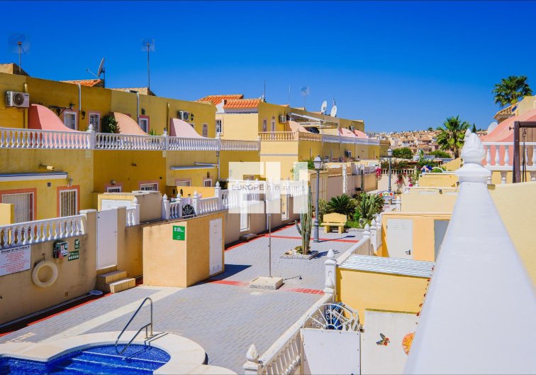 Herverkoop - town house - Orihuela Costa - Las Filipinas
