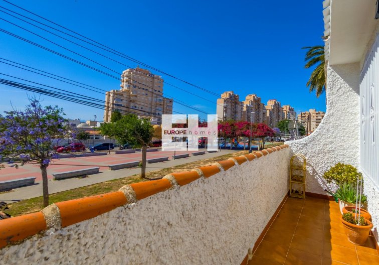 Segunda mano - town house - Torrevieja - Nueva Torrevieja