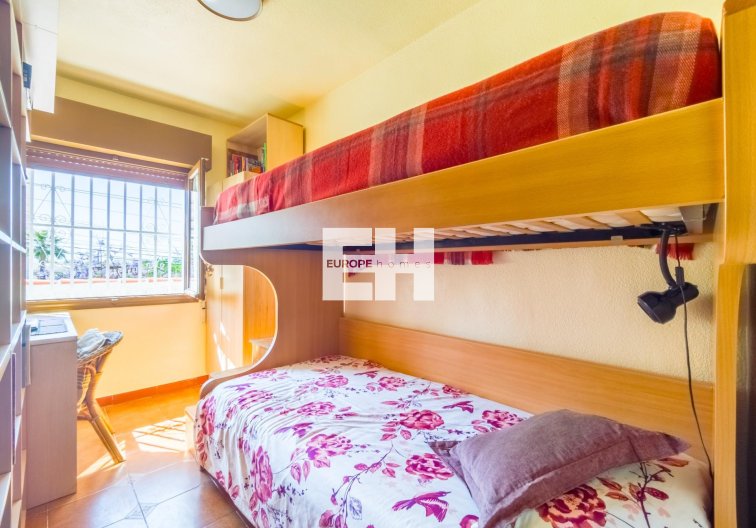Segunda mano - town house - Torrevieja - Nueva Torrevieja
