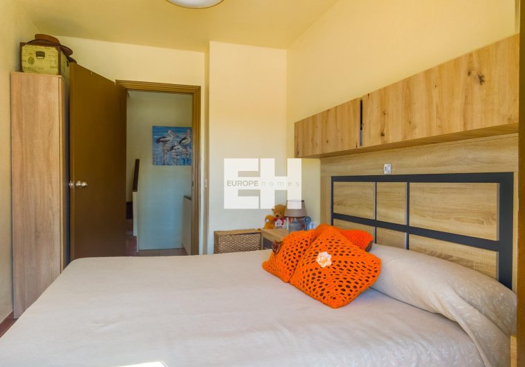Segunda mano - town house - Torrevieja - Nueva Torrevieja