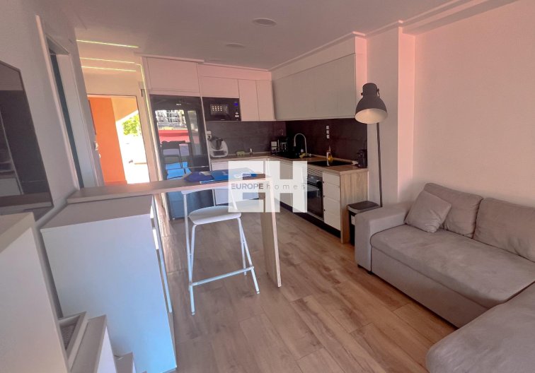 Resale - Apartment - Torrevieja - La Veleta