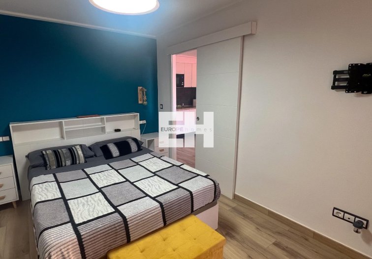 Resale - Apartment - Torrevieja - La Veleta