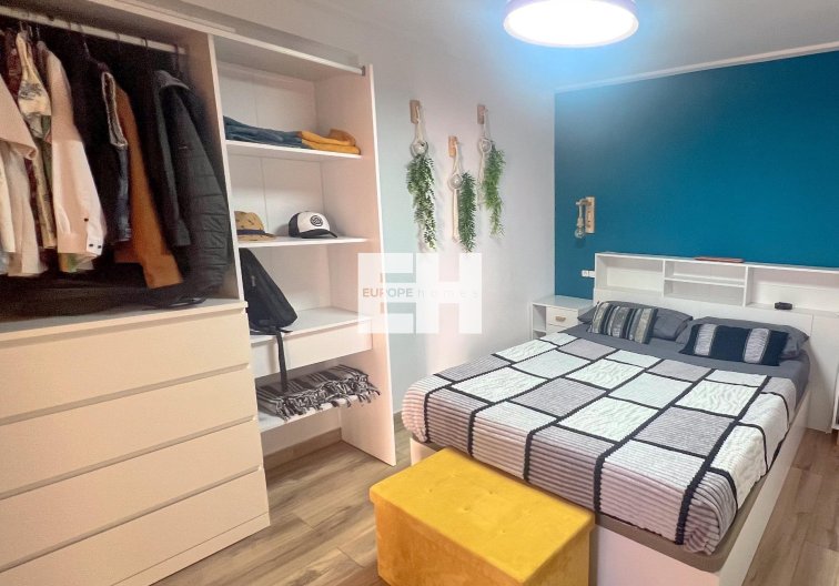 Resale - Apartment - Torrevieja - La Veleta