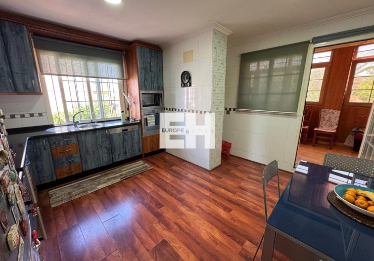 Wiederverkauf - villa - Torrevieja - Zona Los Frutales