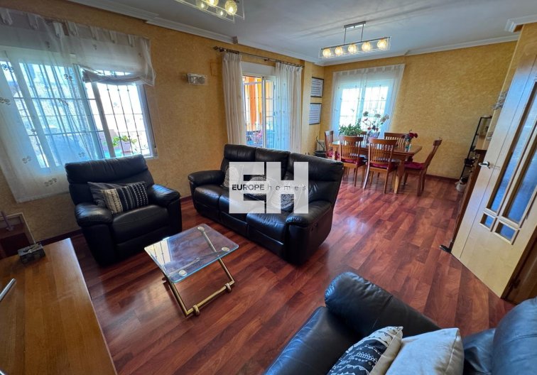 Wiederverkauf - villa - Torrevieja - Zona Los Frutales