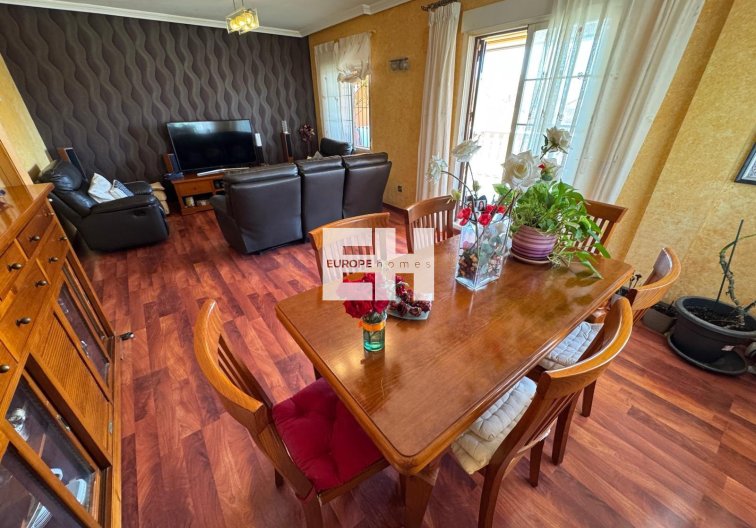 Wiederverkauf - villa - Torrevieja - Zona Los Frutales