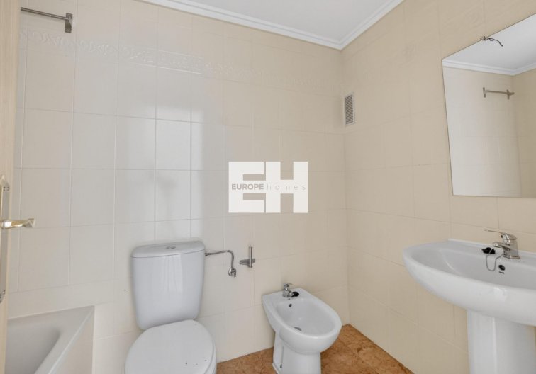 Wiederverkauf - Wohnung - Torrevieja - El Limonar