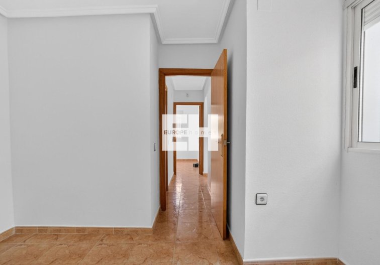 Wiederverkauf - Wohnung - Torrevieja - El Limonar