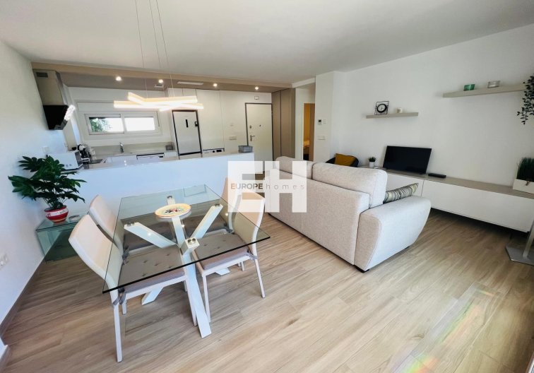 Segunda mano - Apartamento  - Vistabella Golf Entre Naranjos - Inland