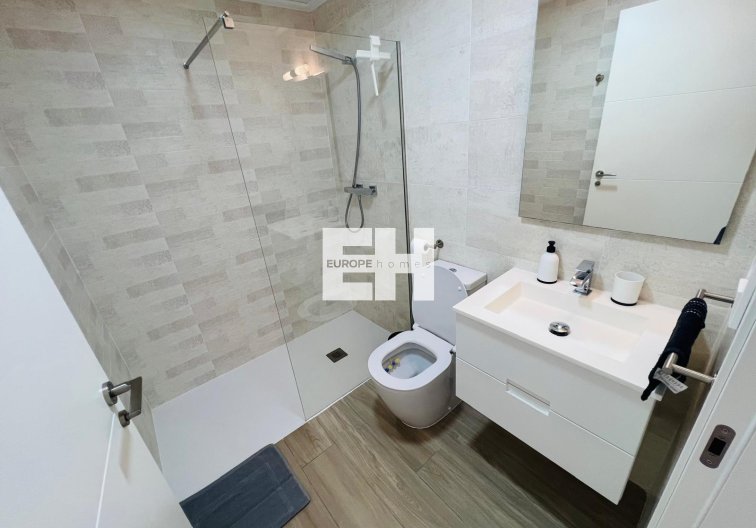 Segunda mano - Apartamento  - Vistabella Golf Entre Naranjos - Inland