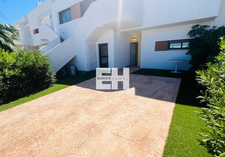 Segunda mano - Apartamento  - Vistabella Golf Entre Naranjos - Inland