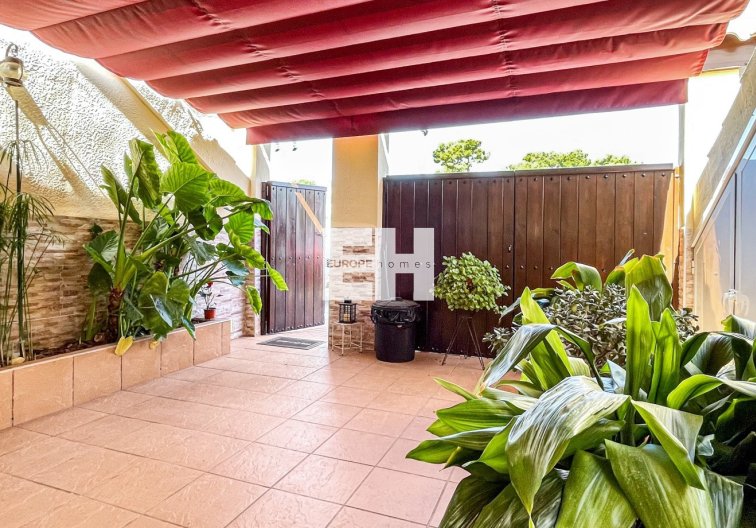 Resale - town house - Torrevieja - Costa Blanca